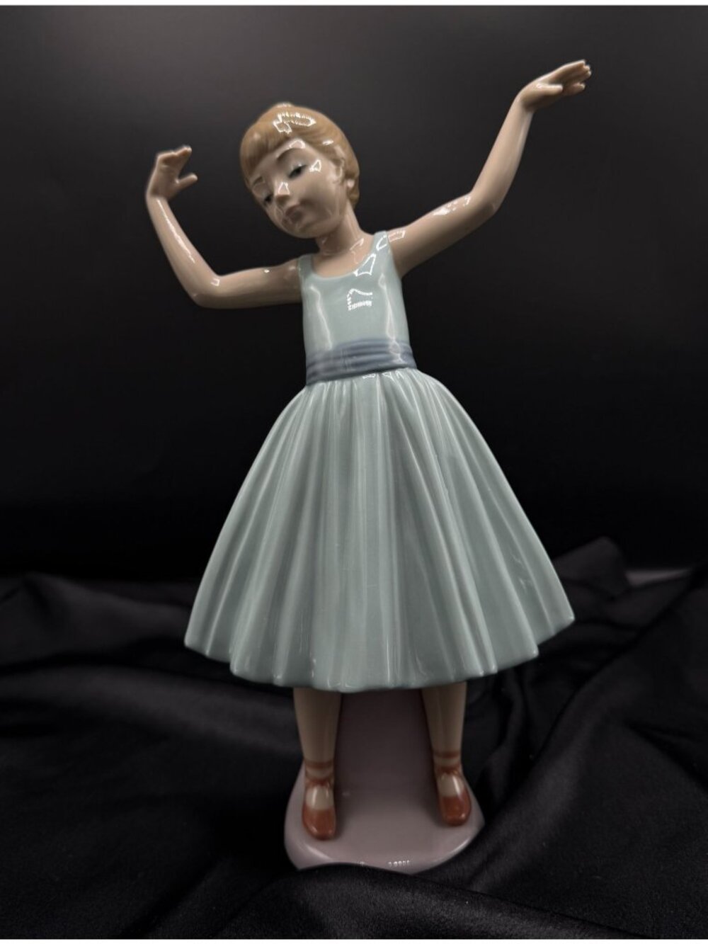 Vintage 1980-1983 Retired Lladró Signed "Ballet First Step" Figurine In Soft Pas